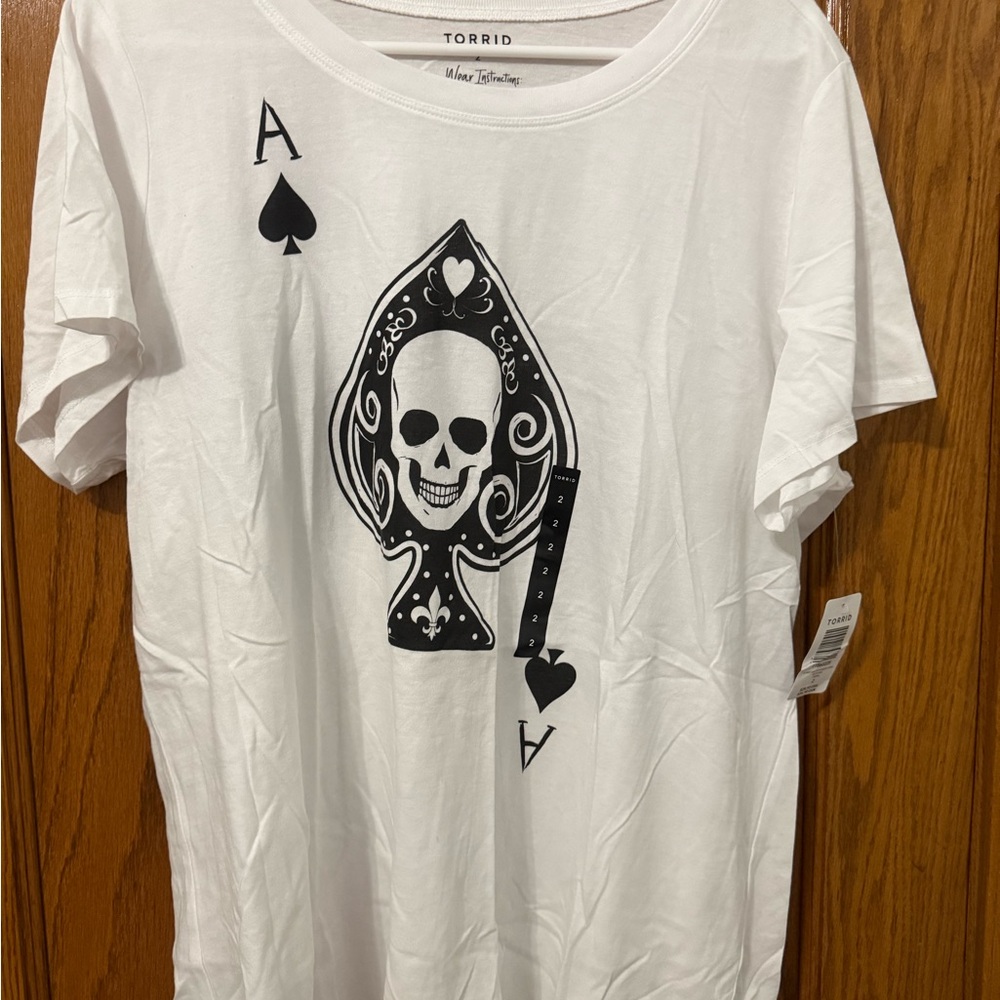 Torrid White Tee with Black Skull Graphic